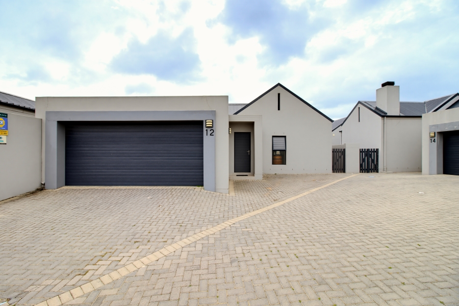 3 Bedroom Property for Sale in Aan de Wijnlanden Western Cape